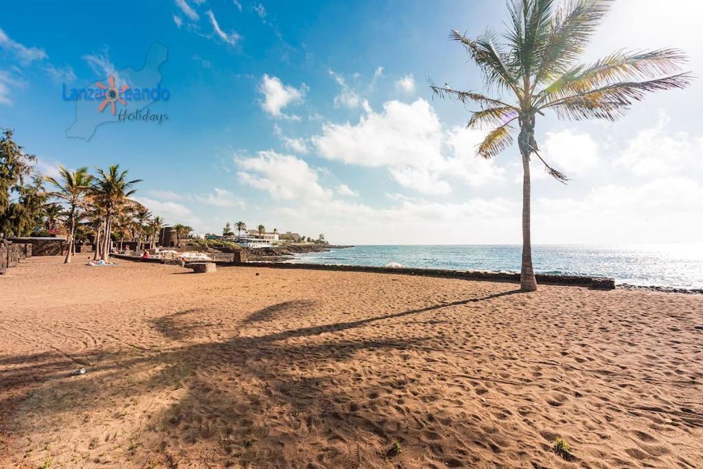 Casa Patty, Piscinas Climatizadas, Primera Linea Costa Teguise Eksteriør billede